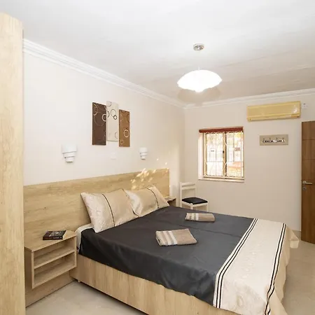 Tranquil Units Villa Mellieha